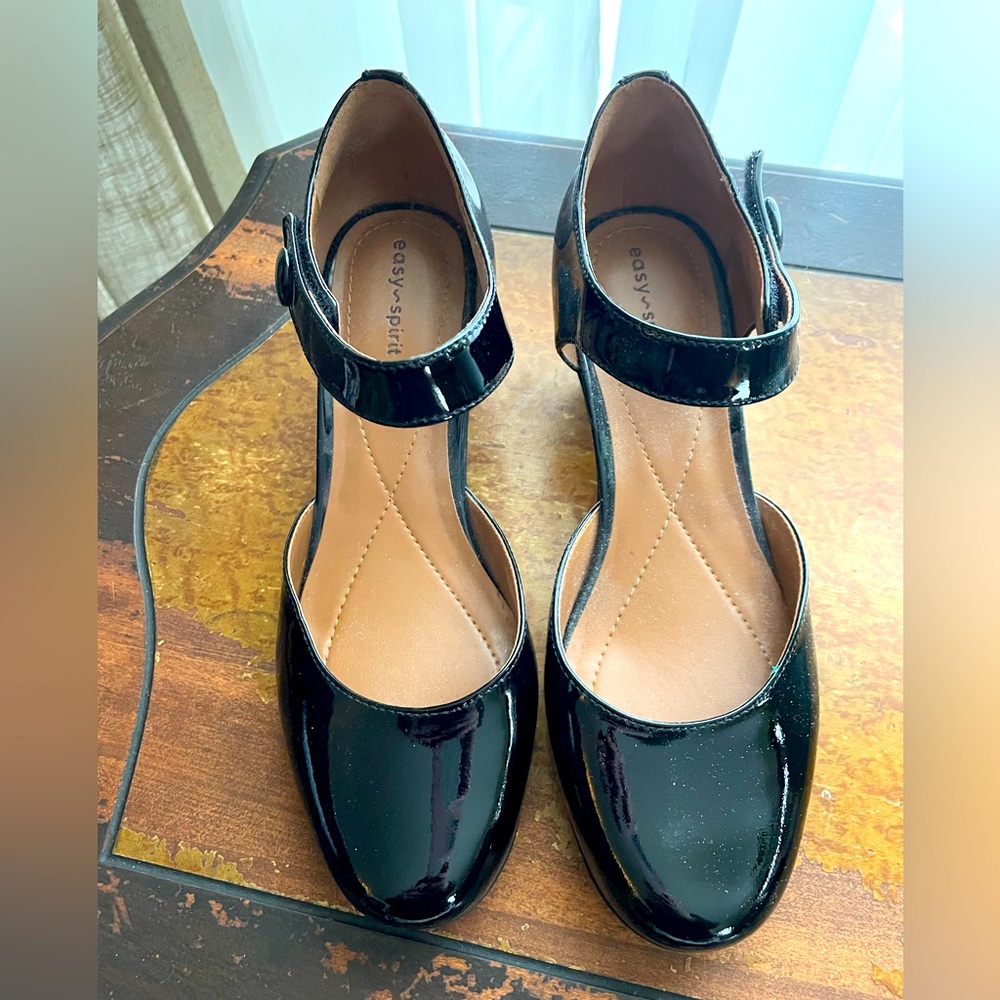 Easy Spirit Clarice 8W Black Patent Mary Jane with Velcro closure.